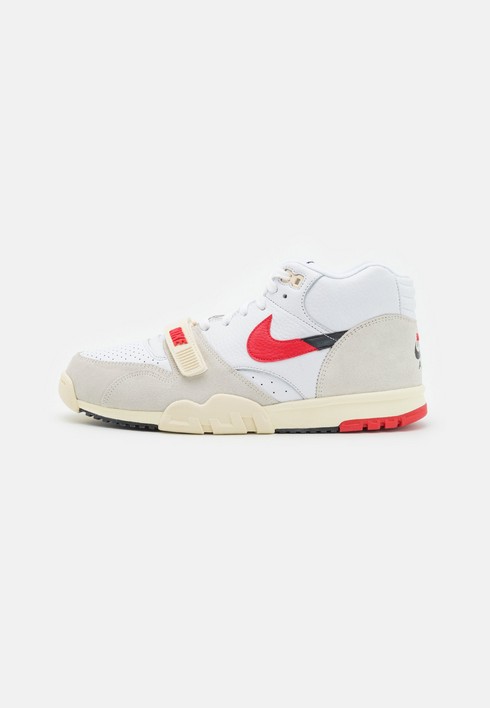 

Кеды мужские Nike Air Trainer 1 белые 41 EU (доставка из-за рубежа), Белый, Air Trainer 1