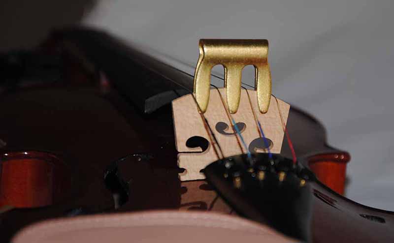 Сурдина для скрипки размером 4/4-3/4, латунь, Мозеръ MV-1
