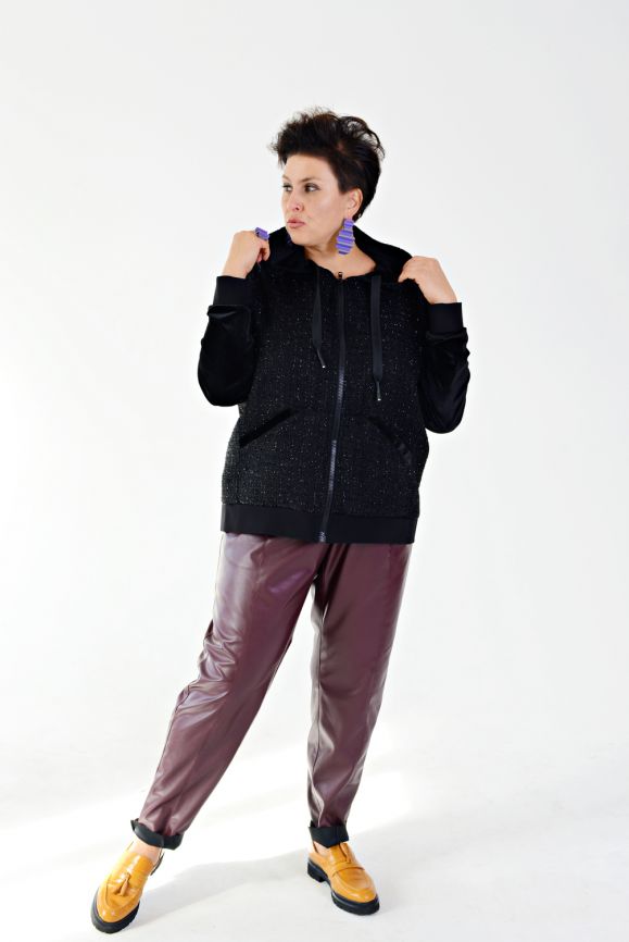 

Брюки женские Миллена Шарм OverSize 46555 бордовые 52-54 RU, 46555