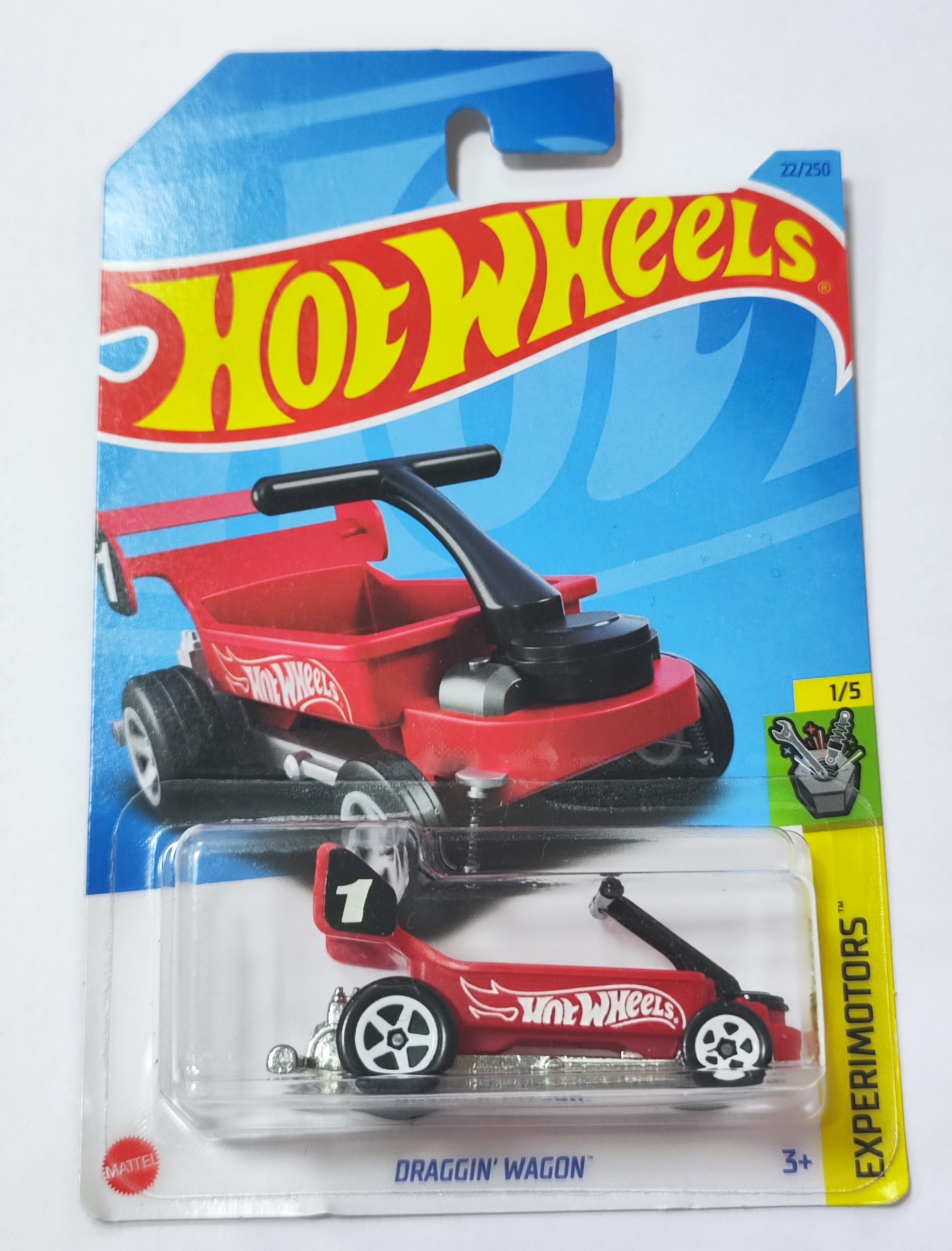 

Машинка Hot Wheels базовой коллекции DRAGGIN` WAGON красная C4982/HKG26, Белый;красный, C4982/HKG26