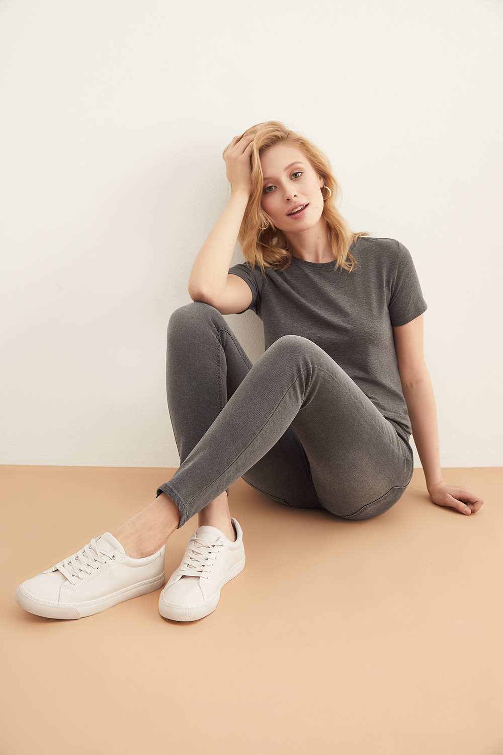 

Джинсы женские Concept Club 10200160554 серые M, 10200160554