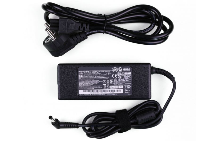 

Блок питания NoBrand для ноутбука Toshiba Satellite 2400-S202 (19V/4.74A), Черный