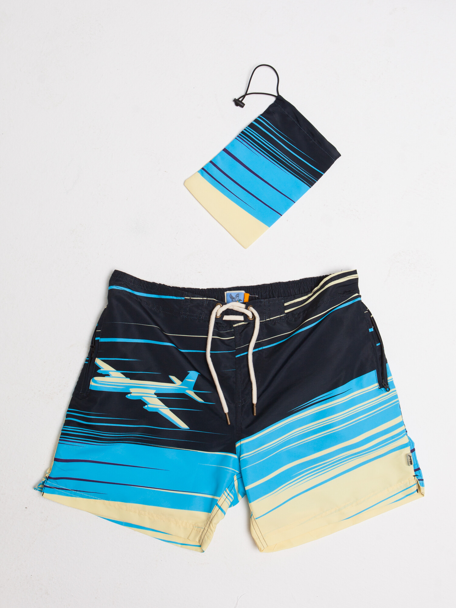 

Повседневные шорты унисекс Запорожец 24S.Y.Z.05.02.1031 разноцветные, 3XL, Разноцветный, 24S.Y.Z.05.02.1026