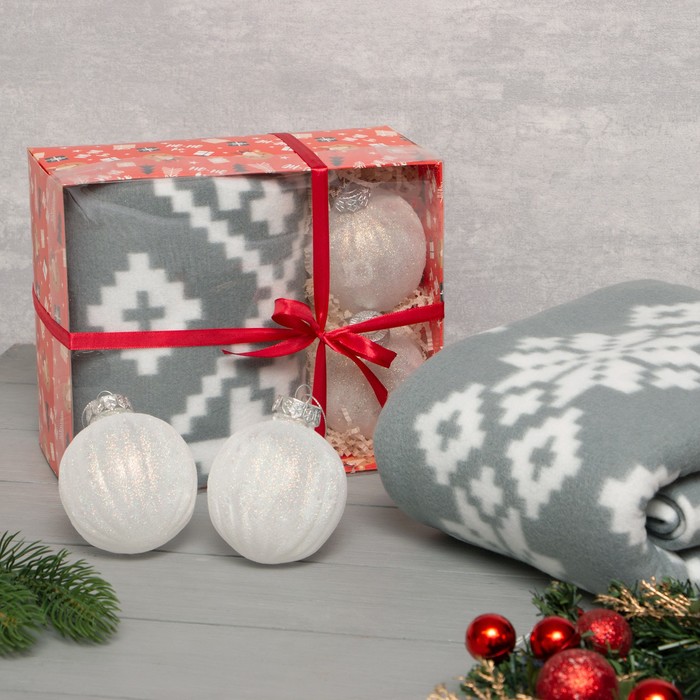 

Подарочный набор LoveLife: плед 150x130см Happy New Year c новогодними игрушками