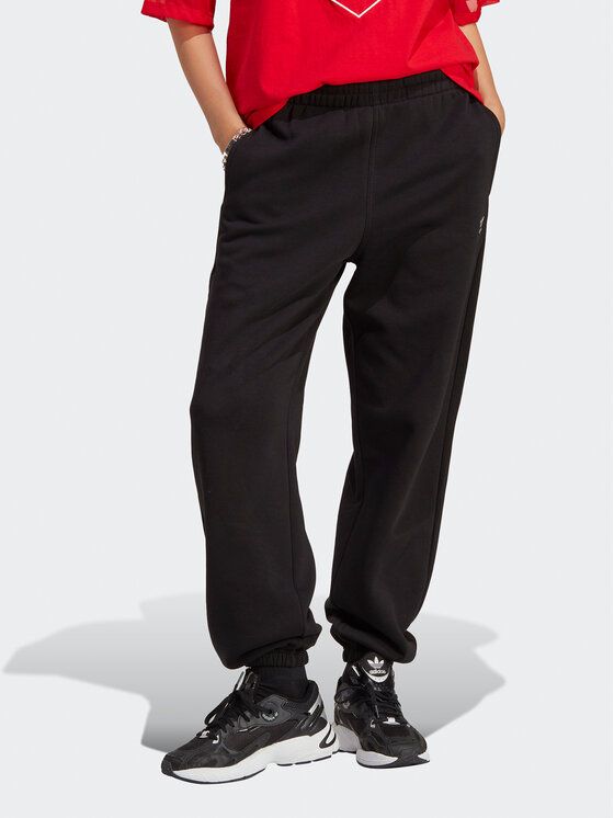 

Спортивные брюки женские Adidas 0000301207948 черные XS, Черный, 0000301207948