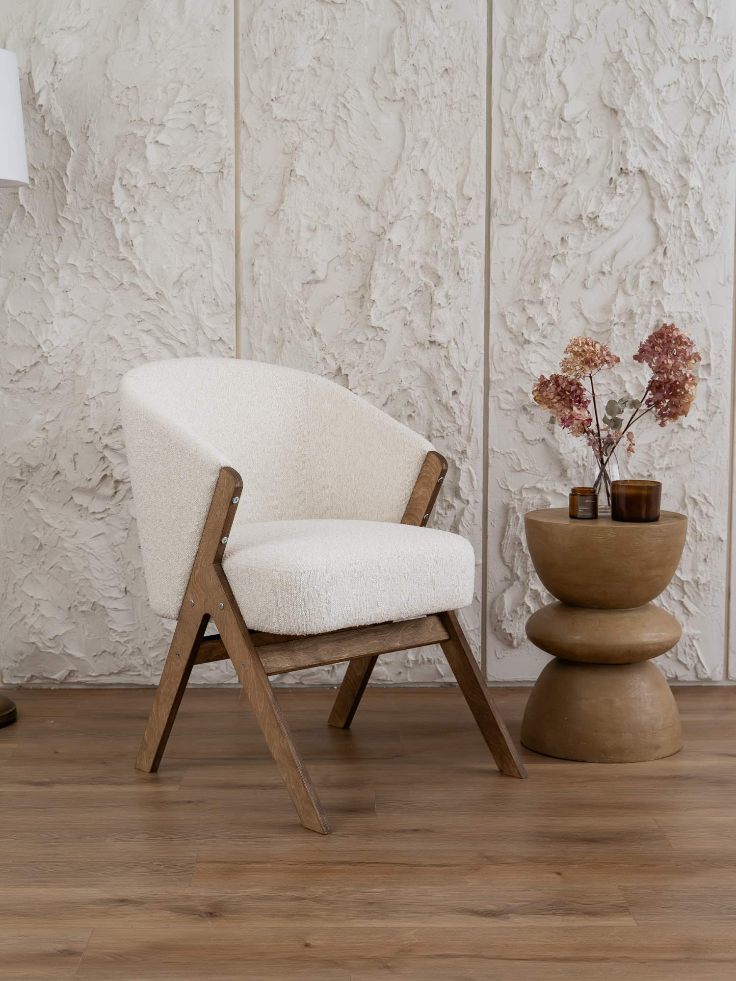 

Кресло ZASIDELIS LOUNGE белый 56x79x83, коричневое масло, LOUNGE