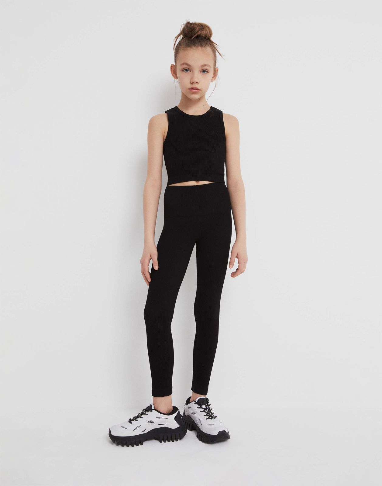 

Спортивные легинсы Gloria Jeans GRT000477 черный 18+/170 для девочки, GRT000477