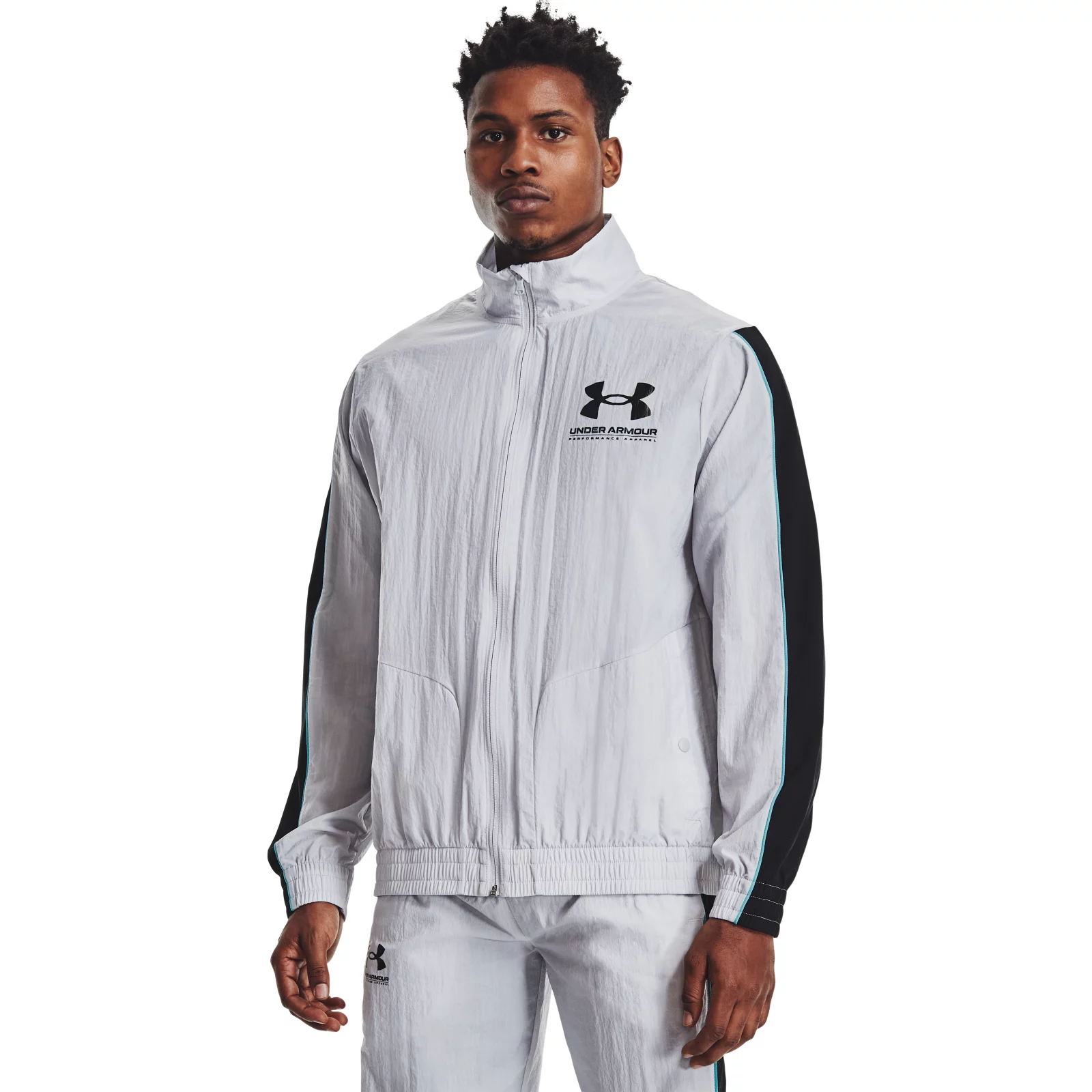

Ветровка мужская Under Armour 1361617 серая XS, 1361617