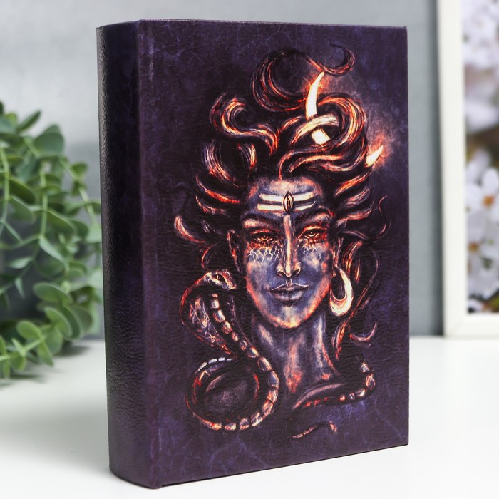 

Шкатулка-книга дерево кожзам Медуза Горгона 18х13х4 см