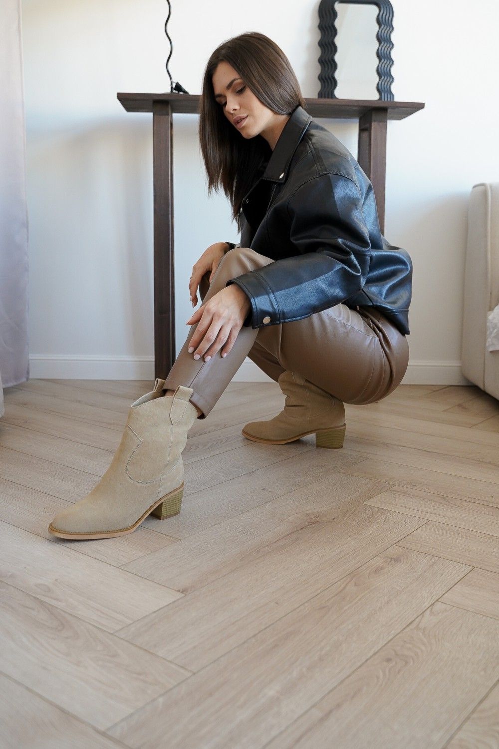 

Ботильоны женские Sbalo sht41 бежевые 36 RU, Бежевый, sht41