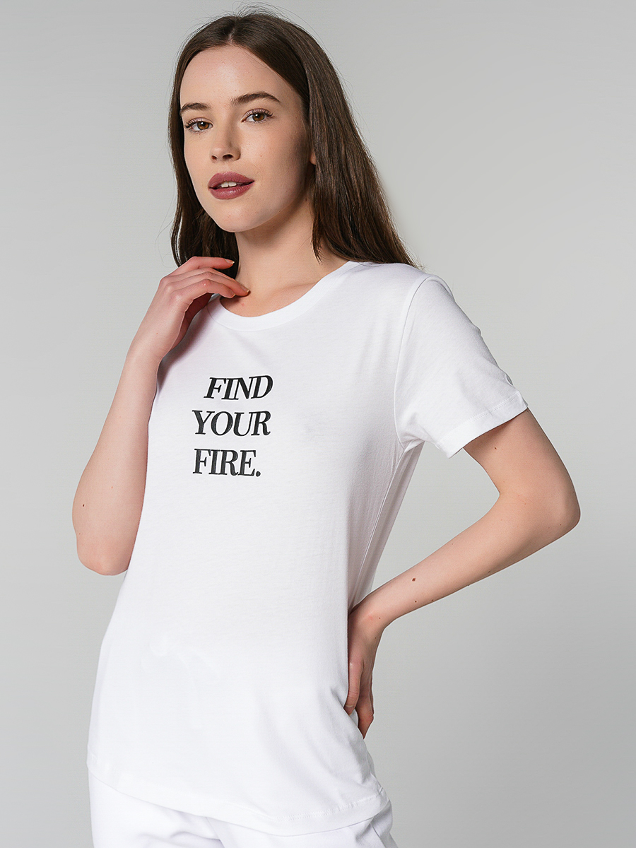 

Футболка женская ТВОЕ 80666 белая XL, 80666