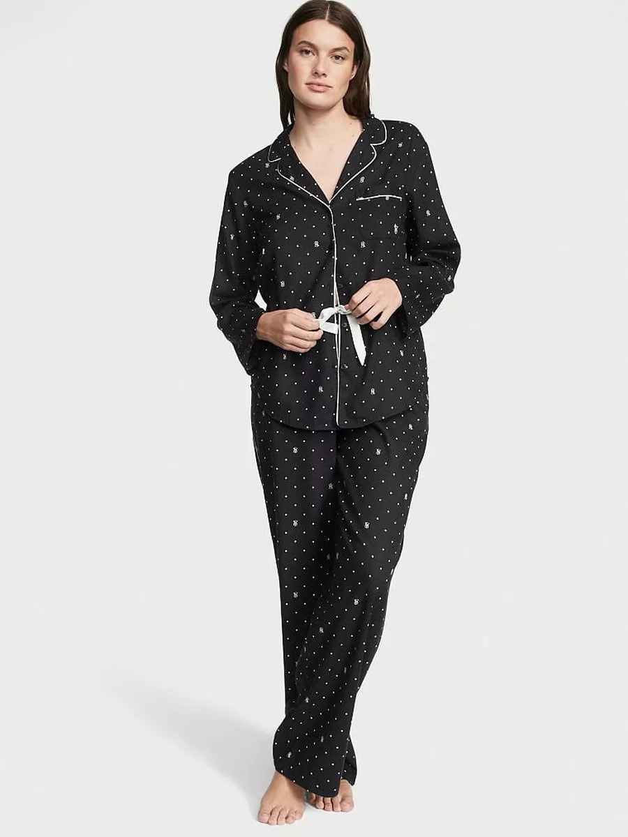 

Пижама женская Victoria's Secret Flannel-Long черная M Regular, Черный, Flannel-Long