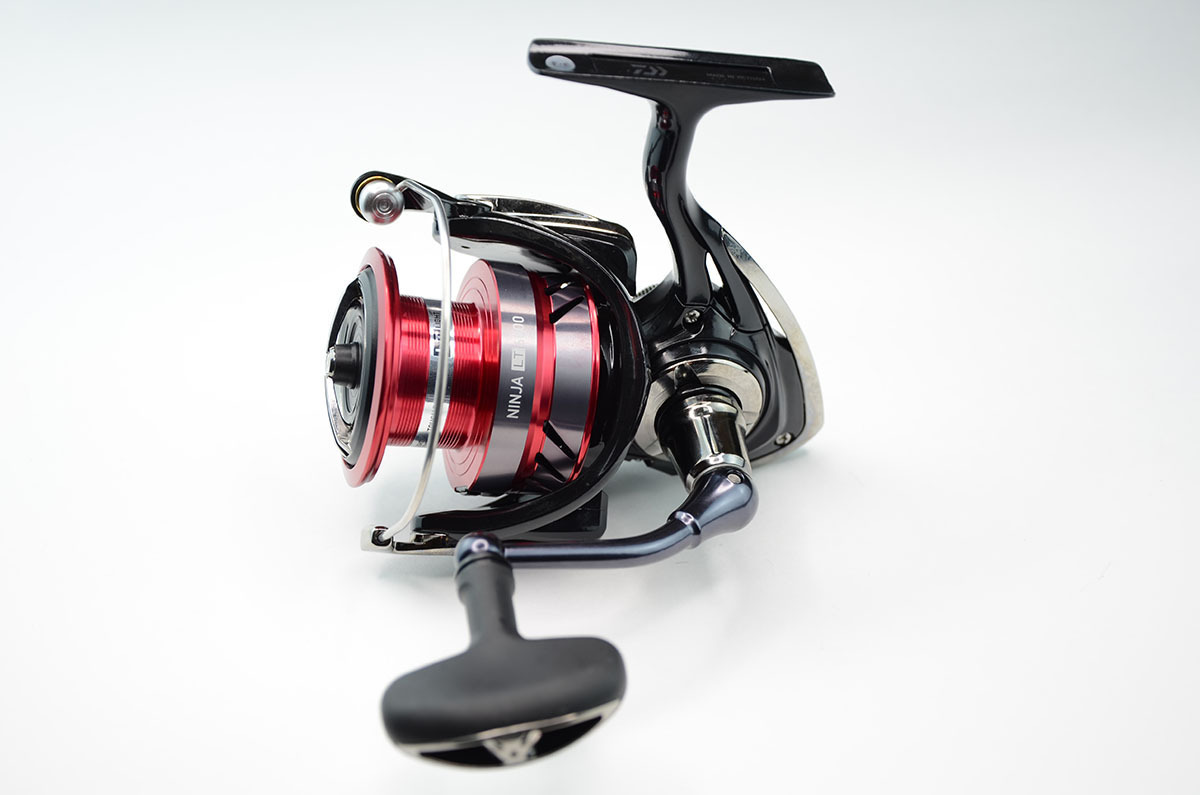 

Катушка Daiwa 18 NINJA LT 6000, NINJA LT_черный