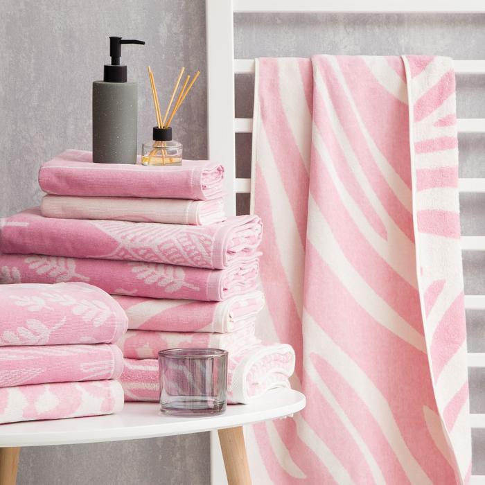 

Полотенце махровое Этель Zebra розовый, 50х90 см, 100% хлопок, велюр, 420 гр/м2, Classic Этель