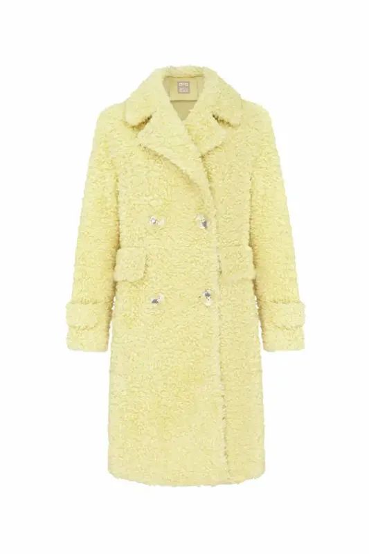 Шуба женская de fil blanc C-8-7 желтая 46 RU