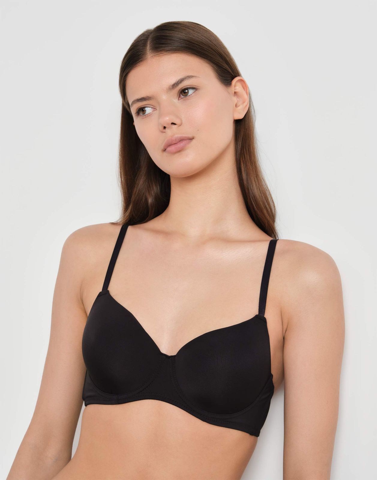 

Бюстгальтер женский Gloria Jeans GUW008893 черный 75-A/0, GUW008893