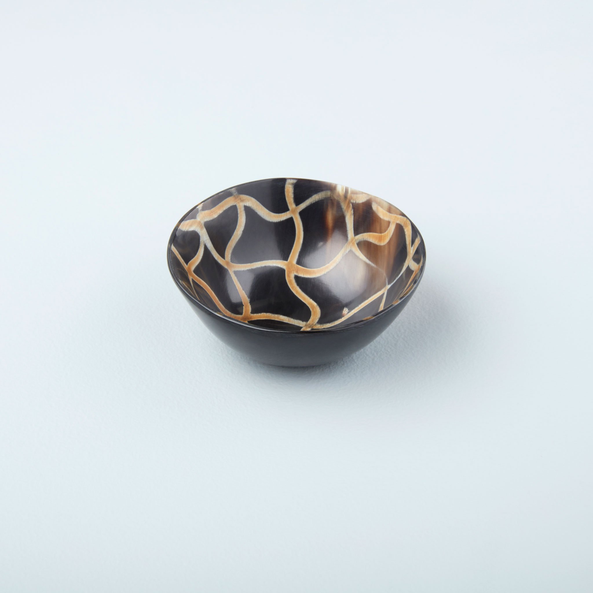 Миска из натурального рога буйвола Be Home Horn Fishnet, 0,06л, 7.5см, 18-032Be