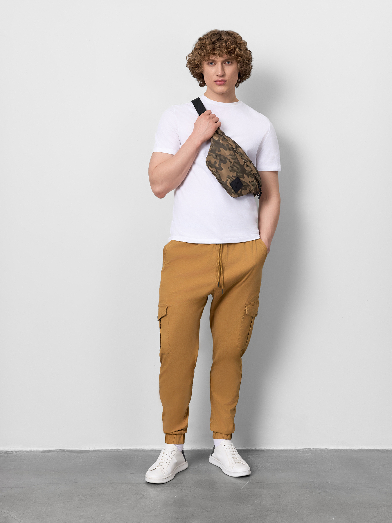 

Брюки мужские Just Clothes 000000473 коричневые 54 RU, Коричневый, 000000473