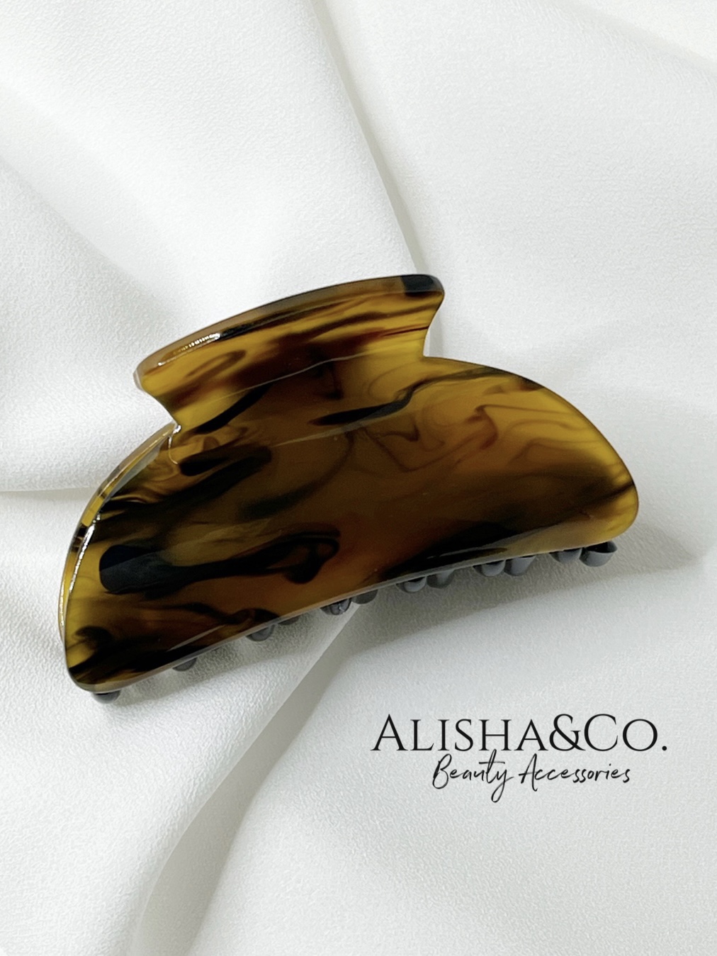 

Заколка-краб женская Alisha&Co. Middle Shell tiger eye, 1 шт, Желтый, Middle Shell