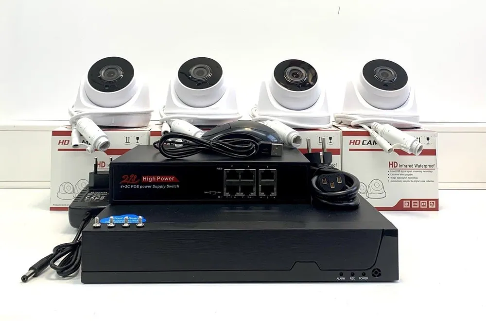 

Полный IP POE комплект видеонаблюдения на 4 камеры, KIT4IPPOEIP10PD3_HDD500_06792