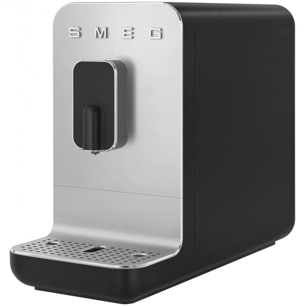 Кофемашина автоматическая Smeg BCC11BLMEU черная кофемашина автоматическая kitfort кт 7182 черная