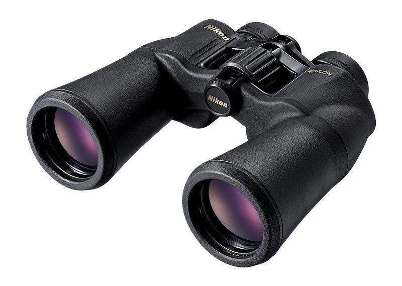 

Бинокль Nikon Aculon A211 10x50 черный