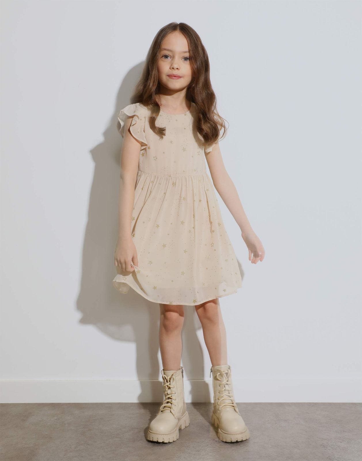 Платье детское Gloria Jeans GSO000416, бежевый, 140