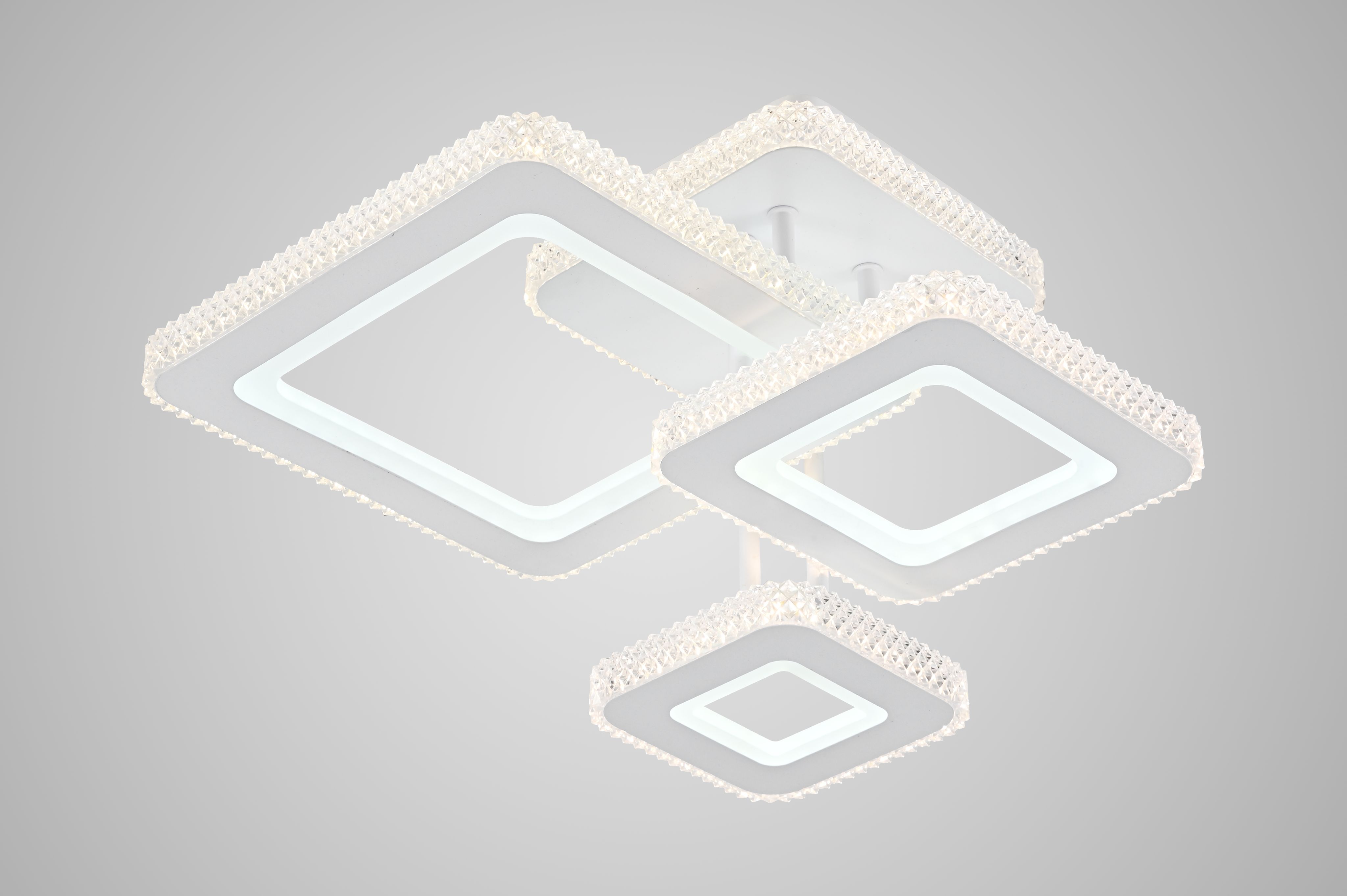 Светодиодная люстра Europa Lighting на 15 кв.м с пультом управления