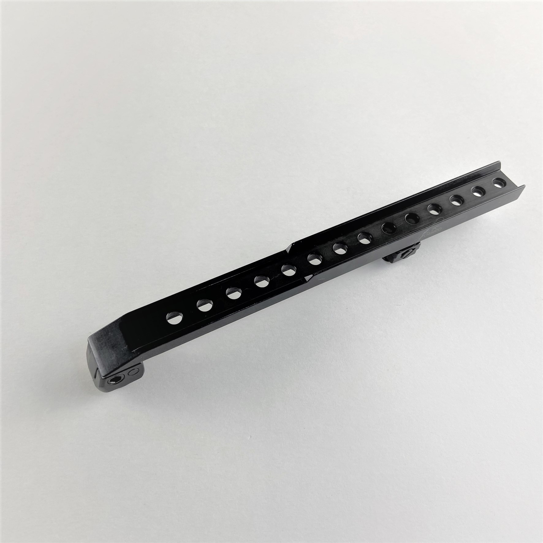 

Верхушка планка Rusan под поворотные основания Verney Carron Impact Auto под Pulsar Digisi, Черный, 049-0057-PUL-1