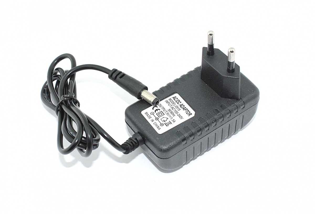 

Блок питания OEM 5V 1.5A 5.5x2.5mm, Черный, 5V 1.5A 5.5x2.5mm