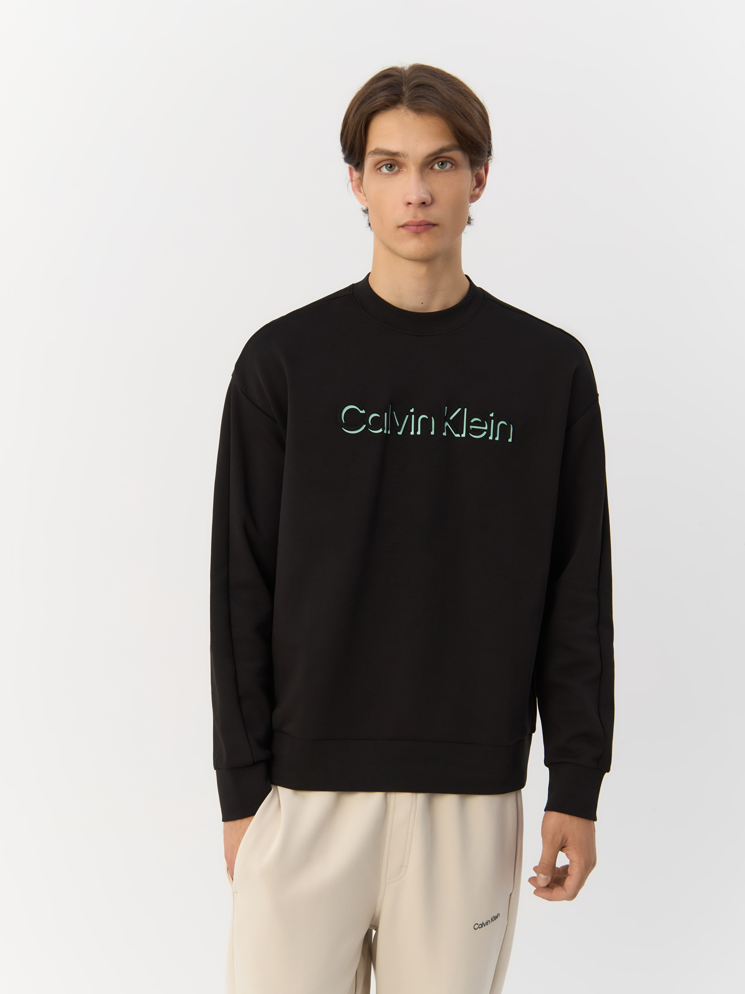 Свитшот мужской Calvin Klein K10K113081 черный S 14990₽