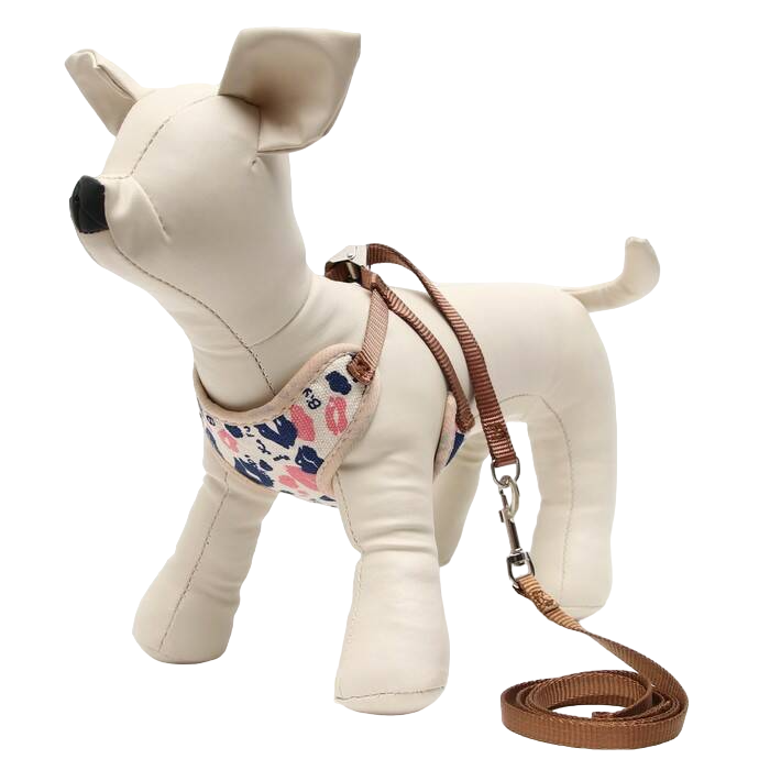 

Комплект амуниции для собак Пижон Поцелуи с мягкой шлейкой поводок 120x1 см розовый