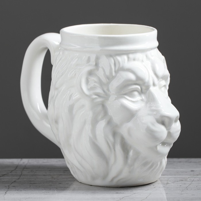 фото Пивная кружка лев, белая, керамика, 0.6 л керамика ручной работы