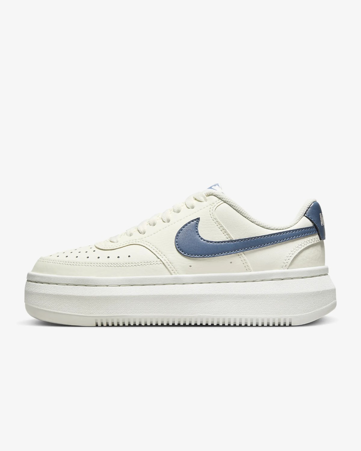 

Кеды женские Nike Air Court Vision Alta DM0113-102 бежевые 6 US, Бежевый, Air Court Vision Alta