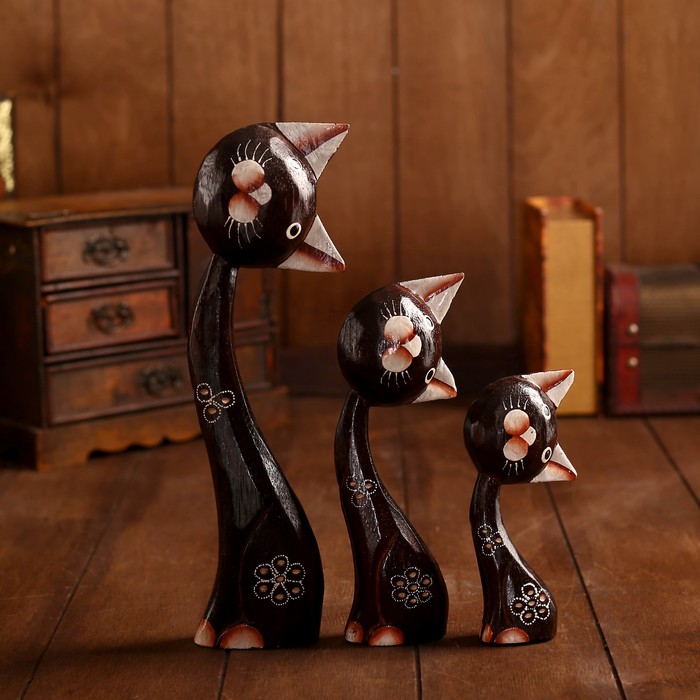 

Сувенир дерево "Кошки с цветком. Любопытство" набор 3 шт h=13, 19, 28 см