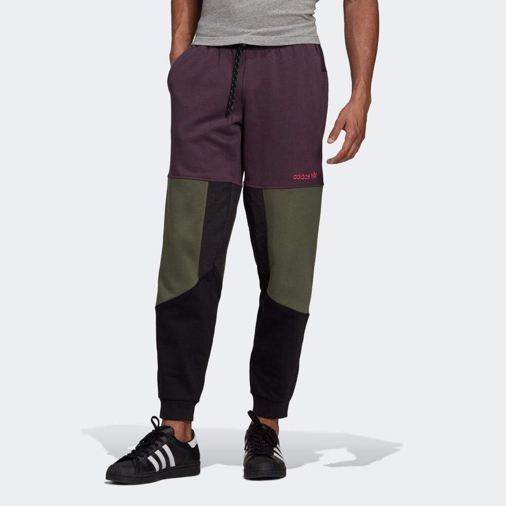 

Спортивные брюки мужские Adidas GD5592 фиолетовые M, GD5592
