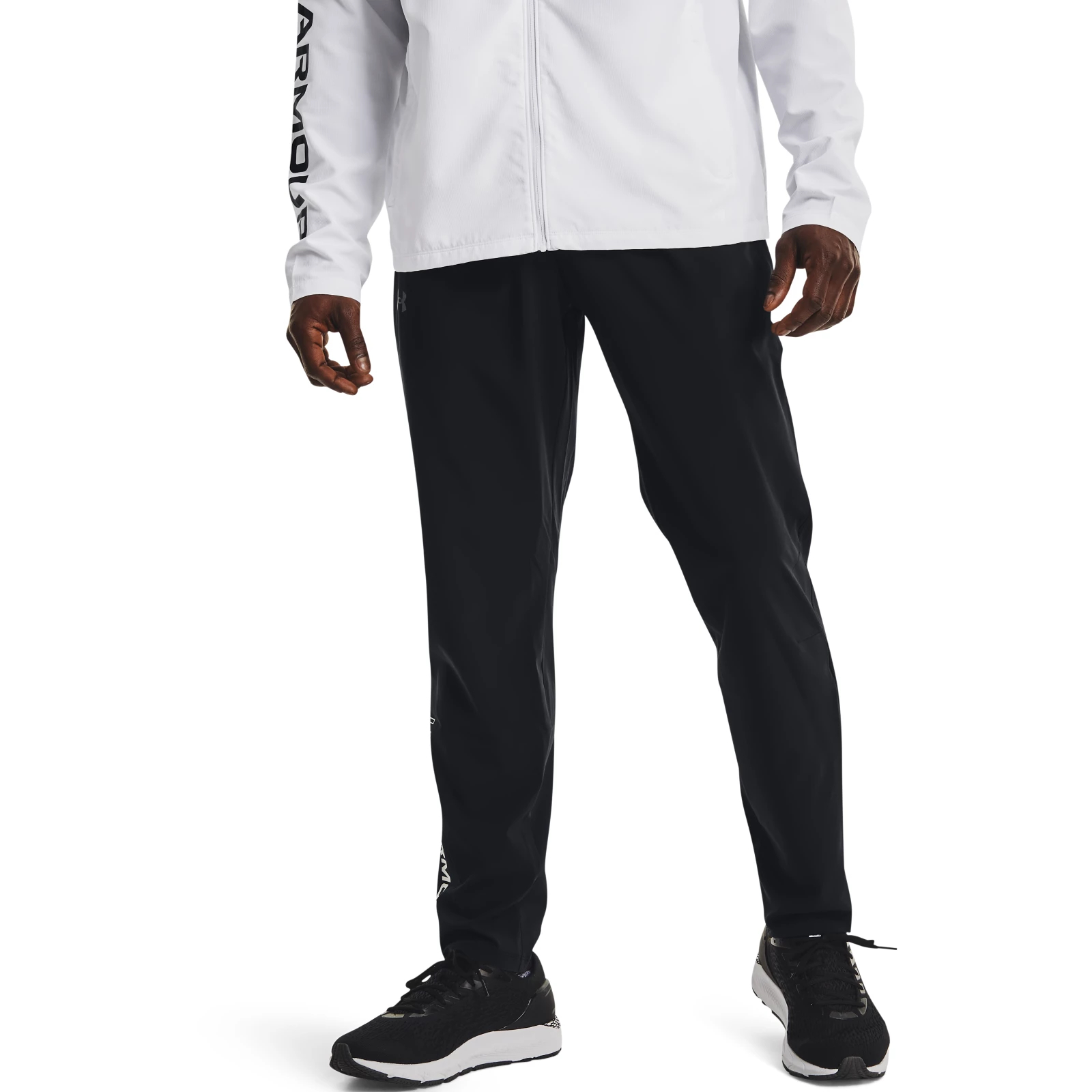 

Спортивные брюки мужские Under Armour 1365622-001 черные 50-52 RU, 1365622-001