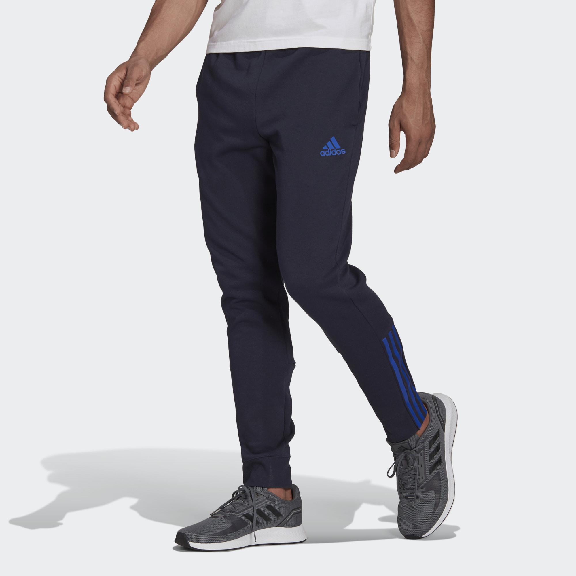 

Спортивные брюки мужские Adidas H12210 черные L, H12210