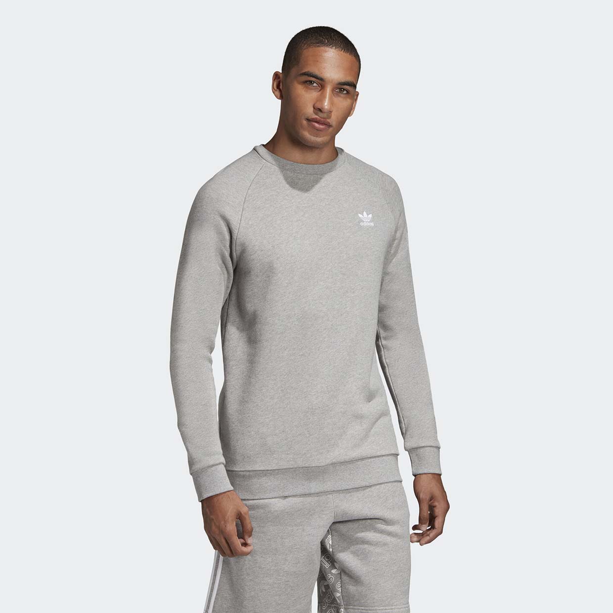

Свитшот мужской Adidas DV1642 серый M, DV1642