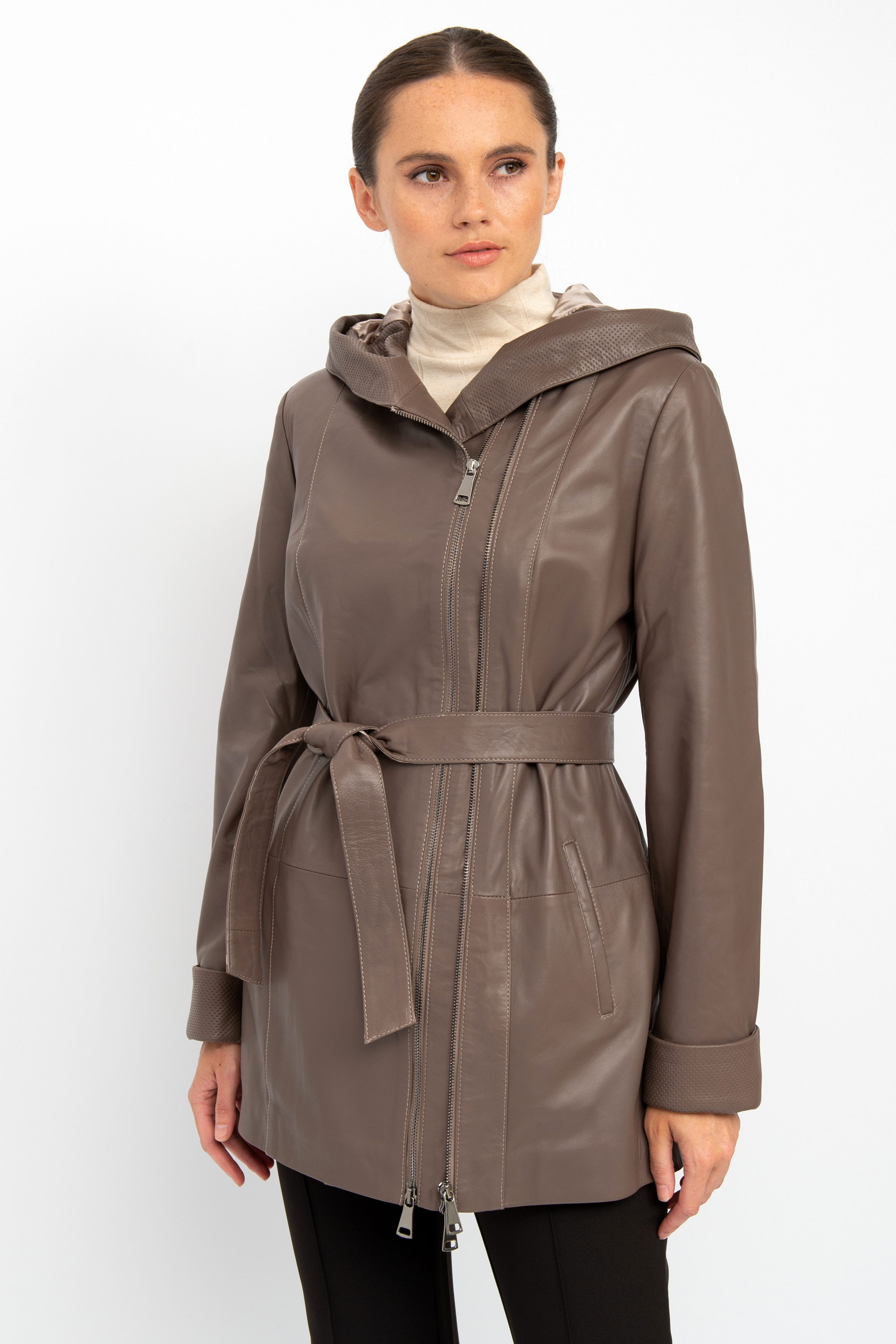 

Кожаная куртка женская МОСМЕХА 8022273_44 серая 3XL, 8022273_44