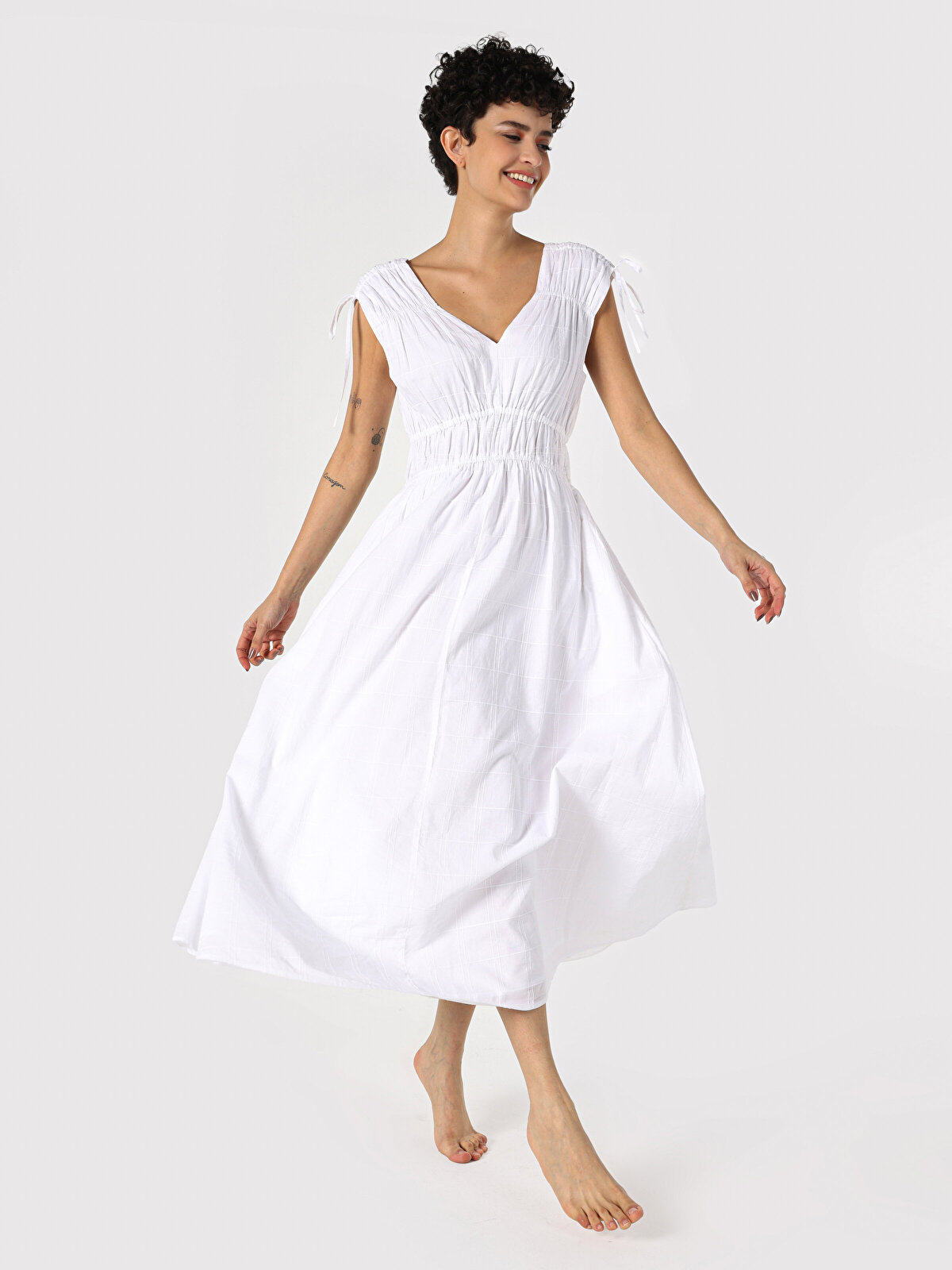 Платье женское COLIN'S CL1063971_Q1.V1 белое XS