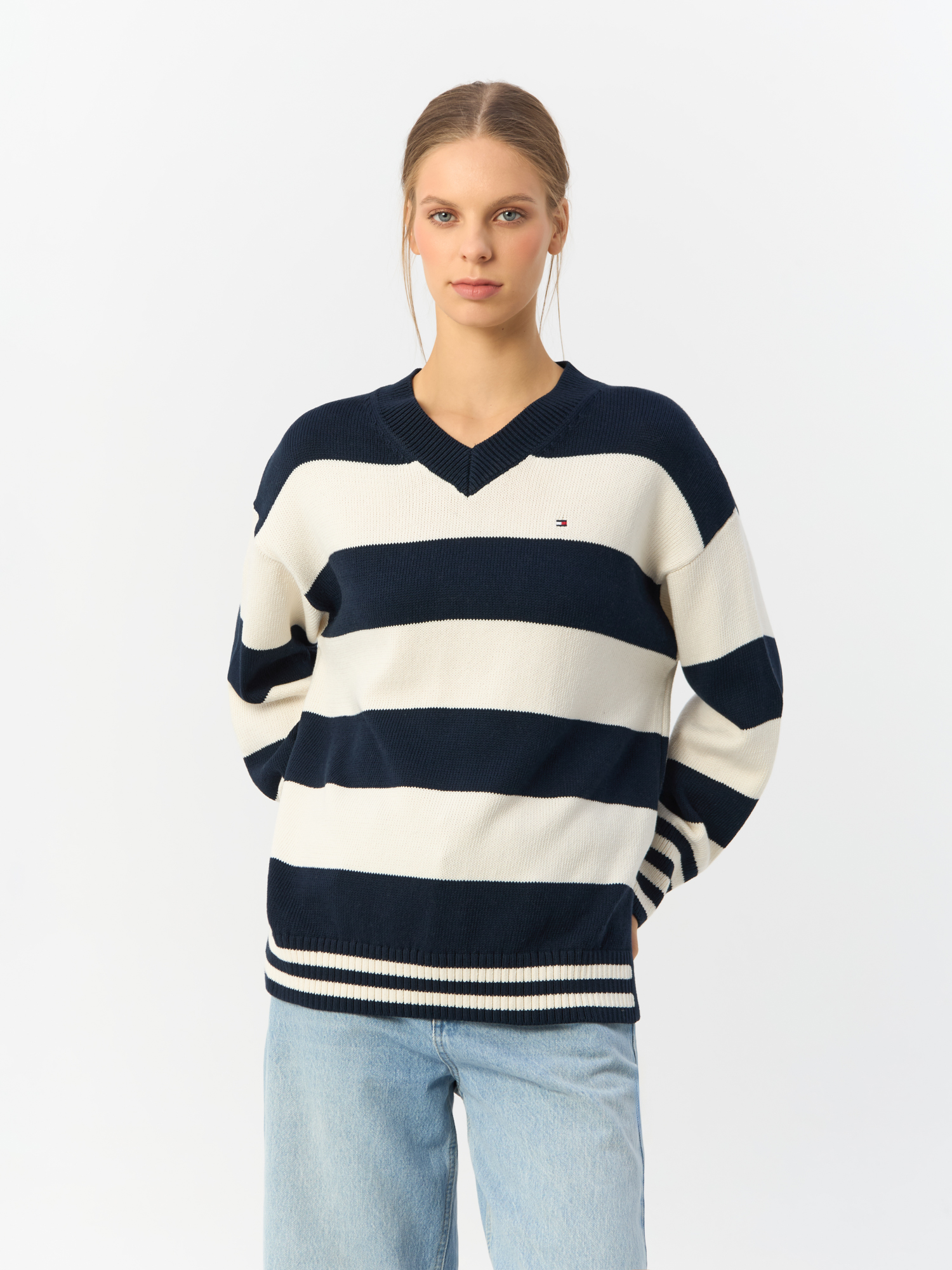 

Свитер женский Tommy Hilfiger WW0WW42156 синий, L, Разноцветный, WW0WW42156