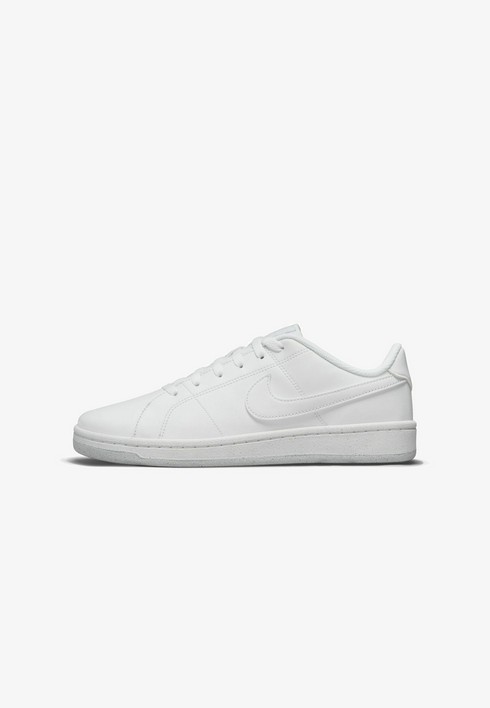 

Кеды женские Nike Wmns Court Royale 2 Be белые 41 EU (доставка из-за рубежа), Белый, Wmns Court Royale 2 Be
