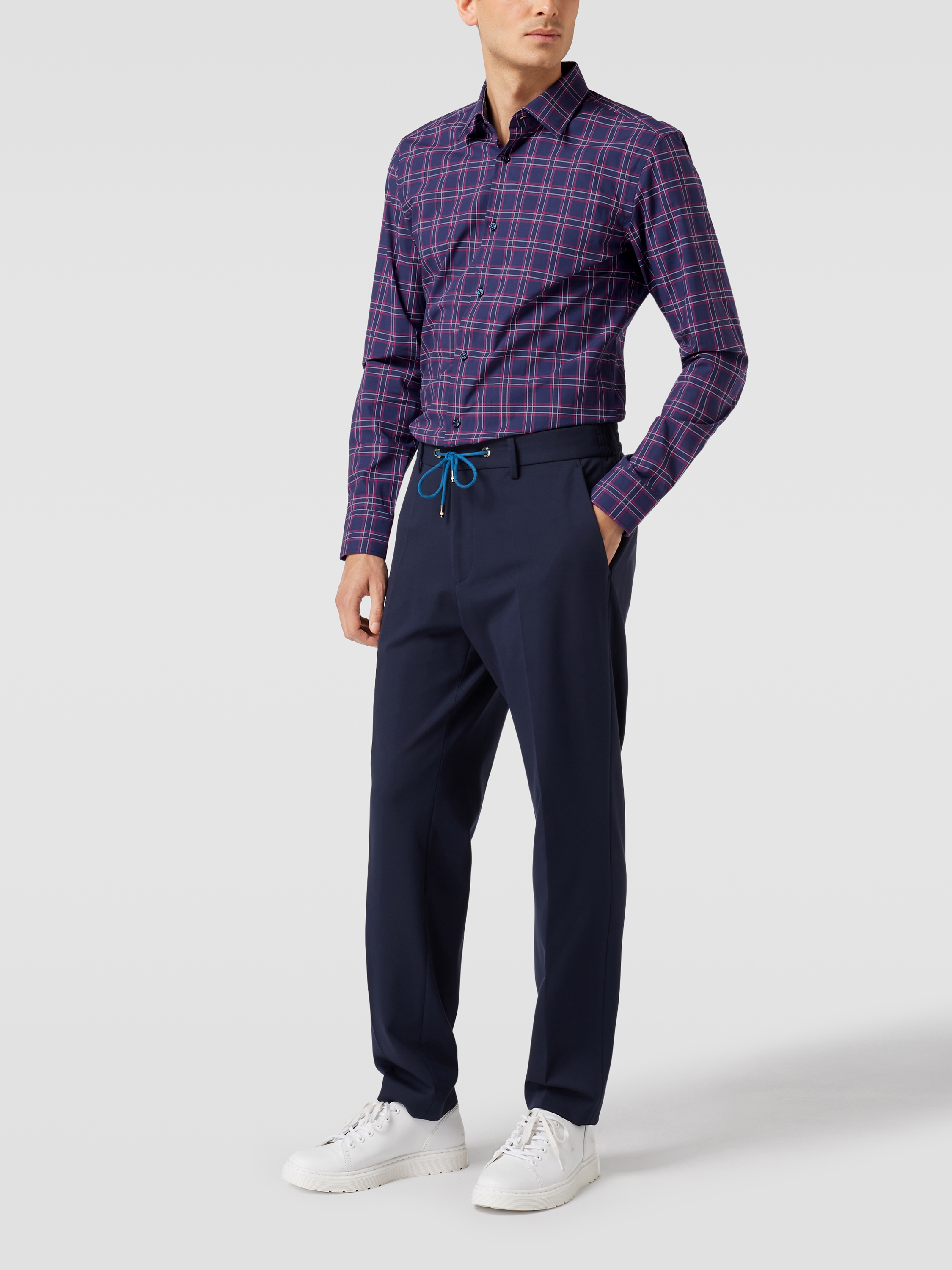 

Рубашка мужская BOSS 1593109 синяя 39 доставка из-за рубежа, Фиолетовый, 1593109