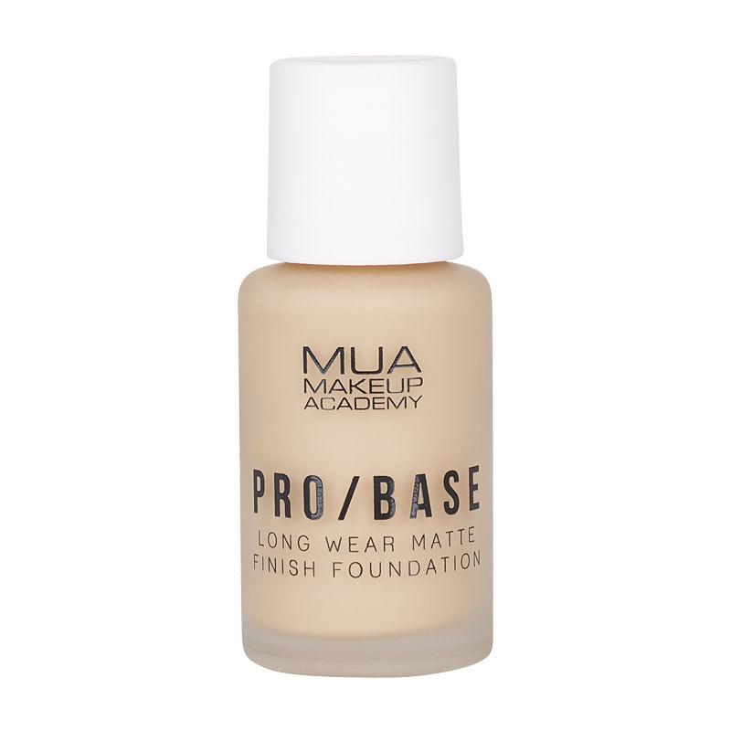 фото Тональный крем матирующий mua makeup academy base long wear matte finish foundation 130