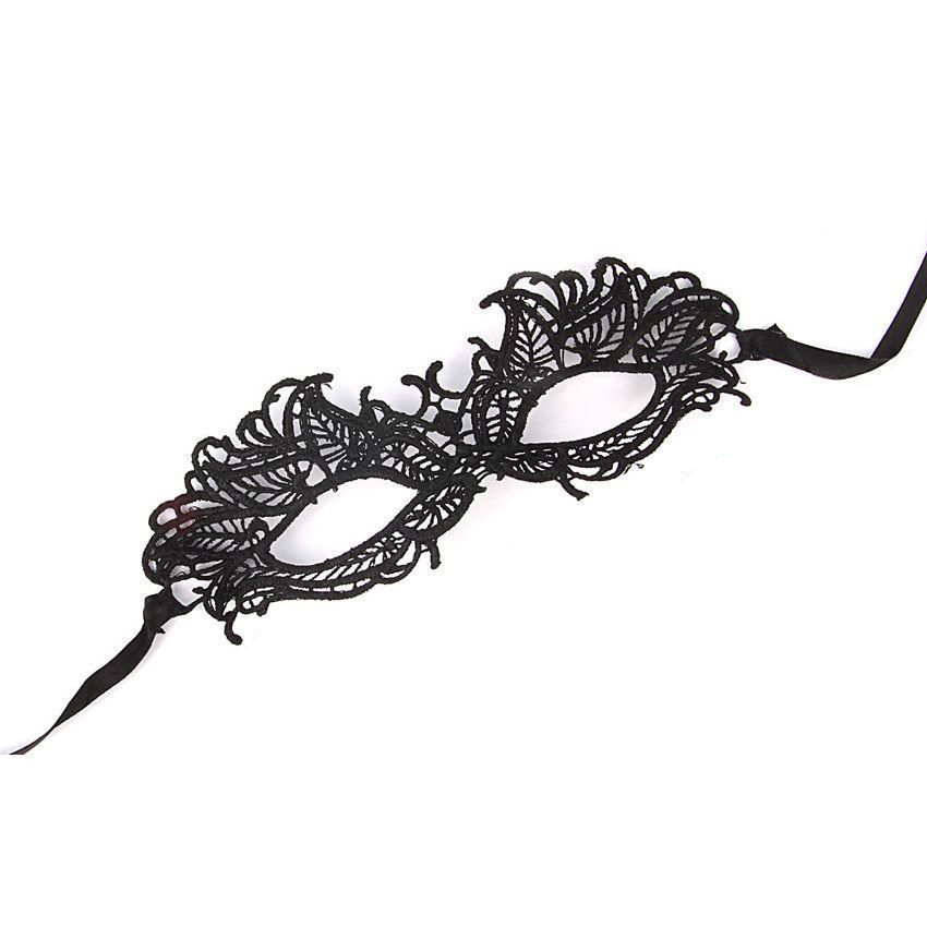 Черная ажурная текстильная маска Эмилия Bior toys