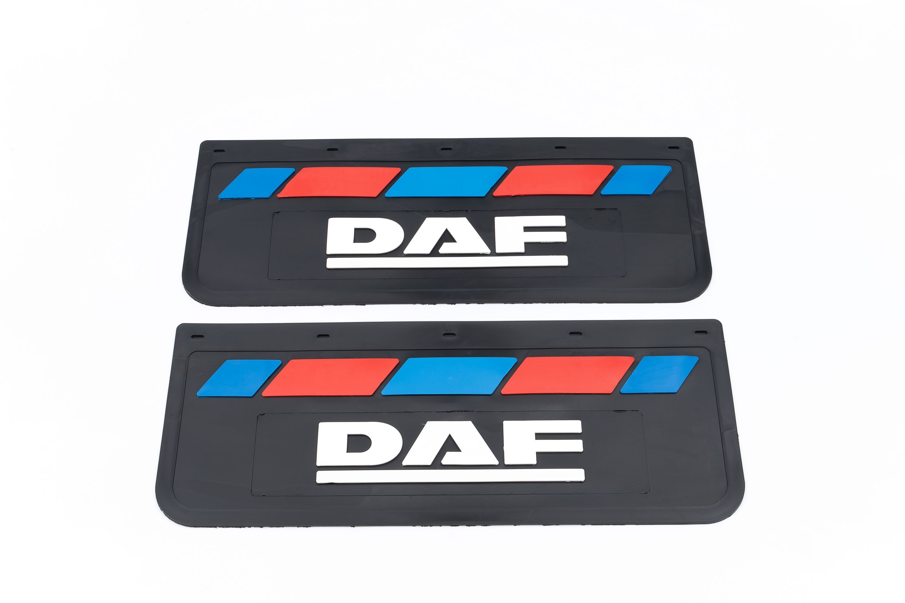 

Комплект брызговиков DAF LUX PRO с красно-синей полосой 670*27