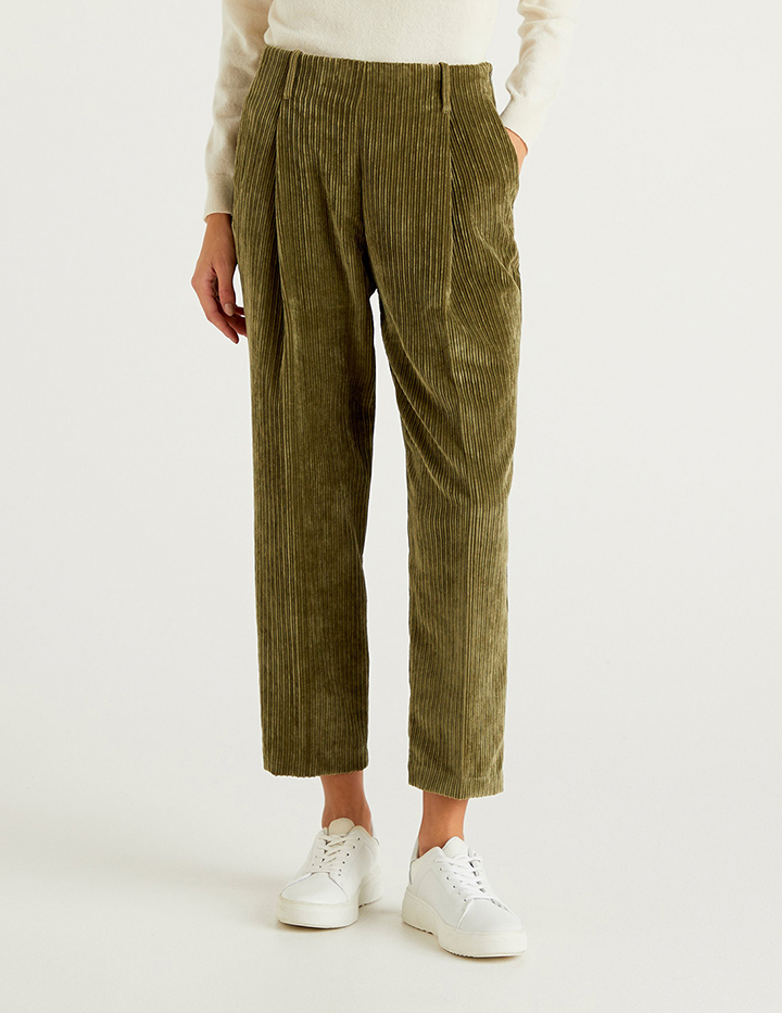 

Брюки женские United Colors of Benetton 21A_4NIA55AL5 зеленые 48 RU, 21A_4NIA55AL5