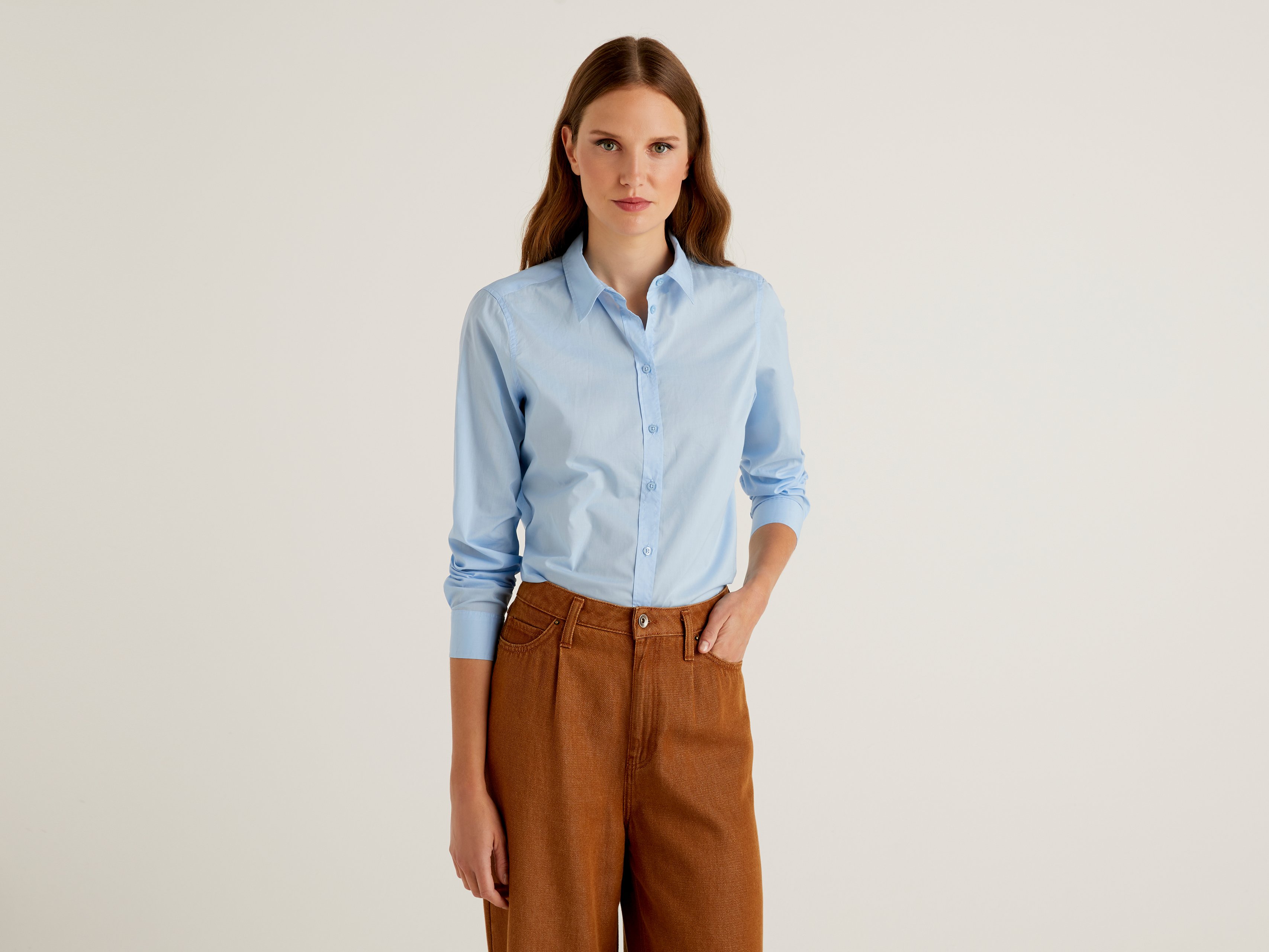 

Рубашка женская United Colors of Benetton 21A_5CQY5QC13 голубая L, 21A_5CQY5QC13