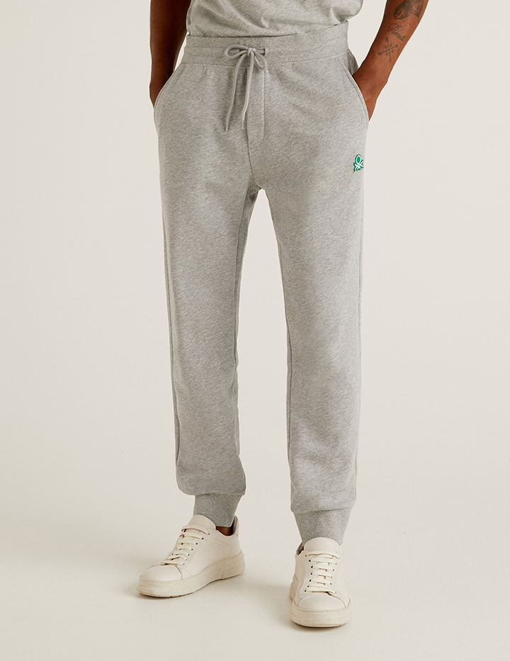 

Брюки мужские United Colors of Benetton 21A_3J68P0503 серые L, 21A_3J68P0503